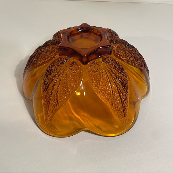 Vintage Anchor Hocking Beaded Leaf Design Amber Glass Bowl - Picture 4 of 8